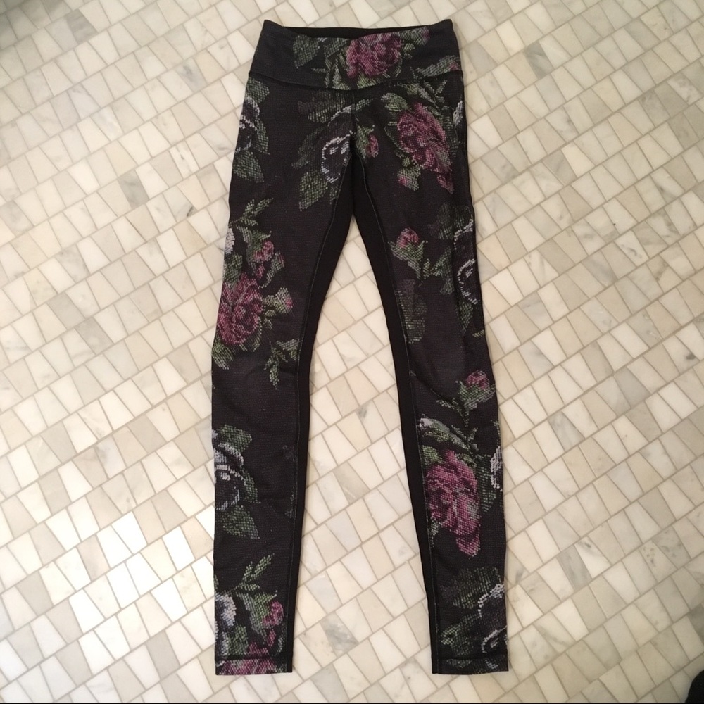 lululemon flower pattern leggings